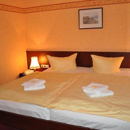 Gingst Hotel Ruegen Park Kg חדר תמונה